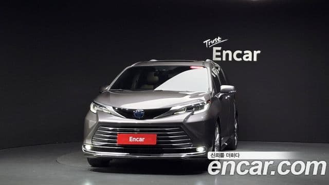 Sienna 2.5 Hybrid 2WD