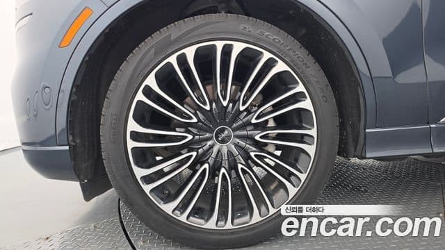 2 3.0 Black Label AWD