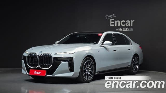 Seria 7 740i sDrive M Sport