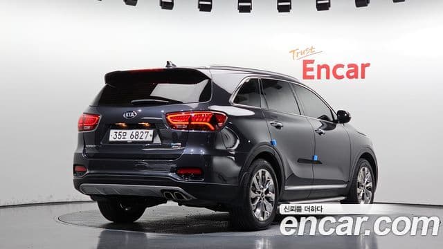 Sorento Motorină 2.0 4WD