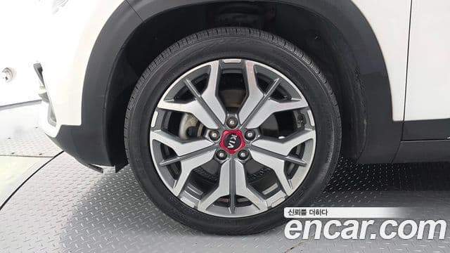 Seltos Benzină 1.6 Turbo 2WD