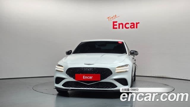 G70 Benzină 2.0T 4WD