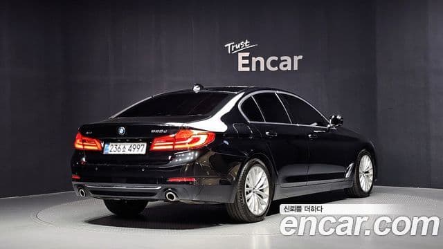 Seria 5 520d xDrive Luxury Plus