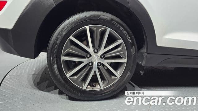 Tucson Motorină 2.0 2WD