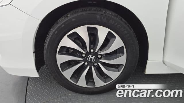 2.0 Hybrid