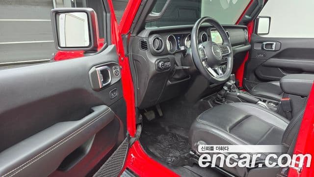 (JL) 2.0 Overland Power Top 4-door