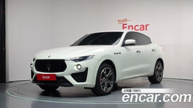 3.0 Motorină AWD Sport