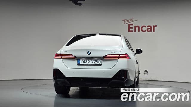 Seria 5 530i xDrive M Sport