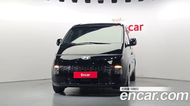 Staria L3.5 Tourer 11 locuri