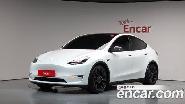 Y Performance AWD