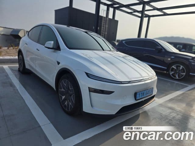 Y L Long Range AWD