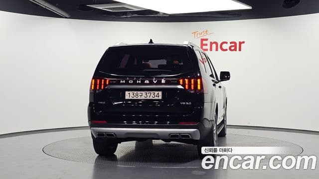 Mohave The Master Motorină 3.0 4WD 6 locuri
