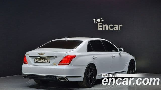 EQ900 3.3 T-GDI AWD