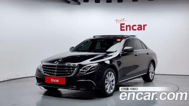 Clasa E E300 4MATIC Exclusive