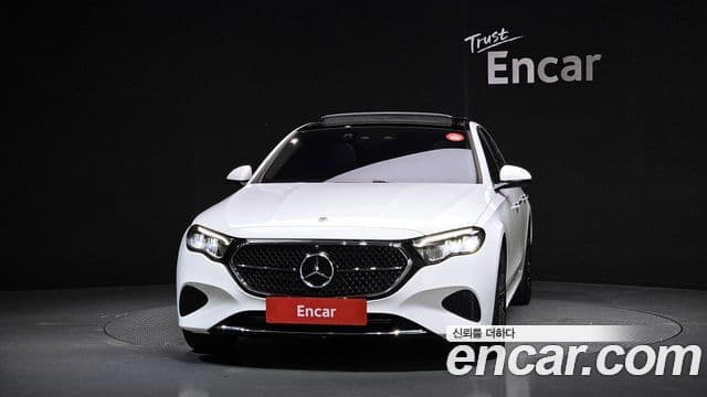 Clasa E E200 Avantgarde
