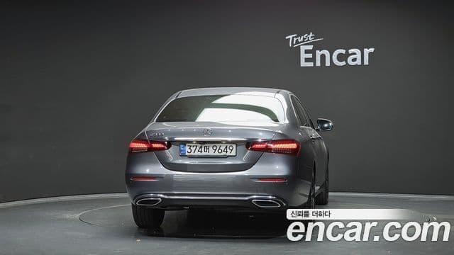 Clasa E E250 Avantgarde
