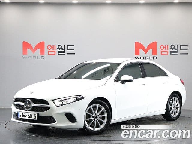 Clasa A A220 Sedan