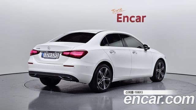 Clasa A A220 Sedan
