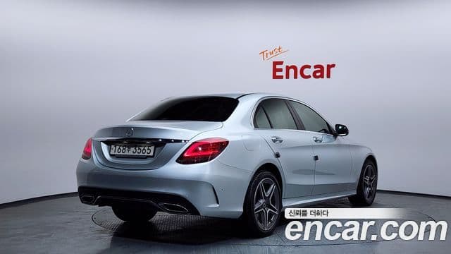 Clasa C C200 AMG Line