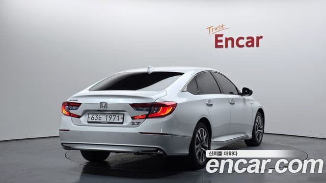 Accord 2.0 Hybrid Touring