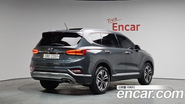 Santa Fe Benzină 2.0T 4WD