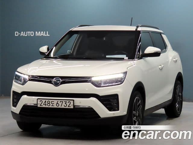 Very New Tivoli Benzină 1.5 2WD