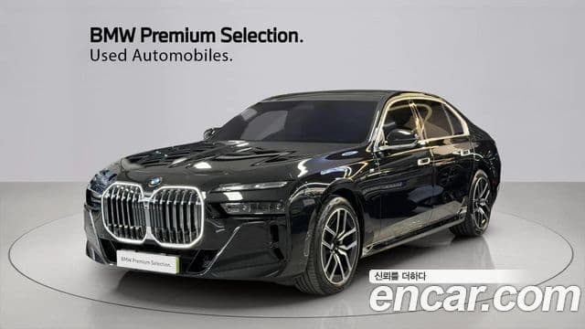 Seria 7 740i xDrive M Sport