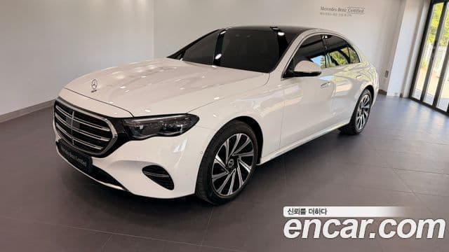 Clasa E E300 4MATIC Exclusive