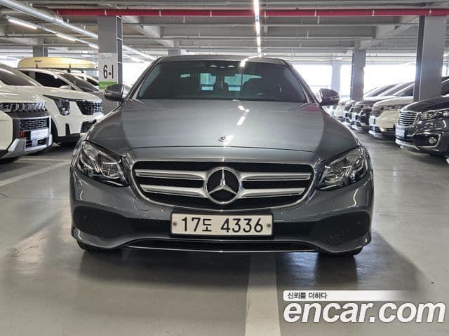 Clasa E E220d Avantgarde
