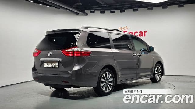 Sienna 3.5 AWD