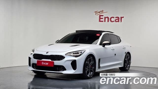 Stinger 2.0 Turbo AWD