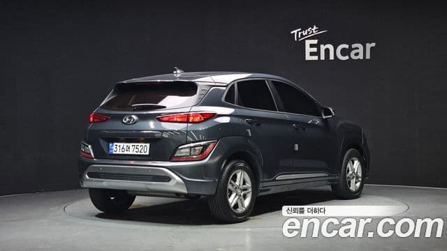Kona Benzină 2.0 2WD