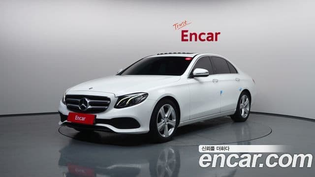 Clasa E E200 Avantgarde