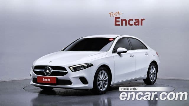 Clasa A A220 Sedan
