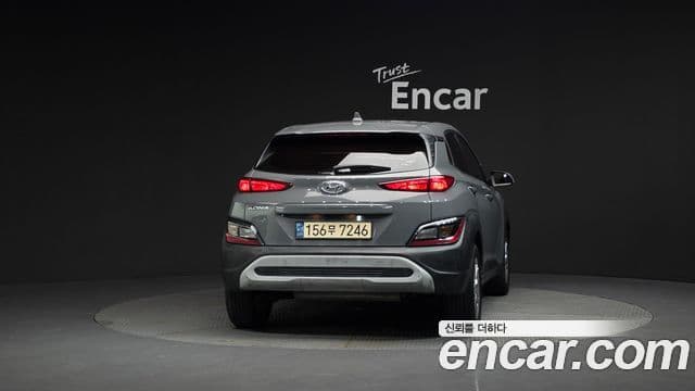 Kona Benzină 2.0 2WD