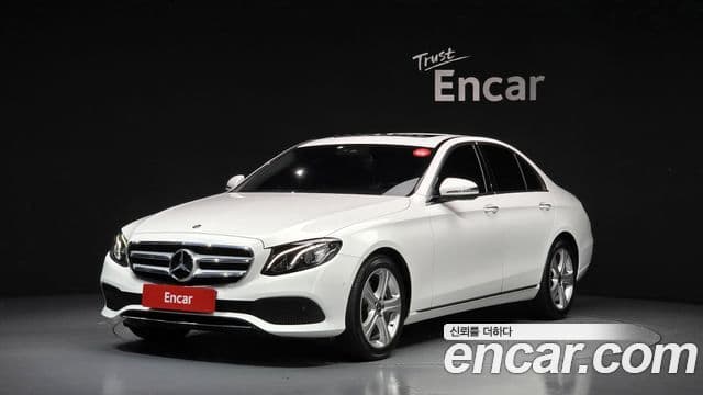 Clasa E E200 Avantgarde
