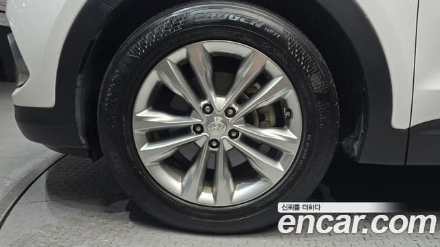 Santa Fe Motorină 2.0 2WD