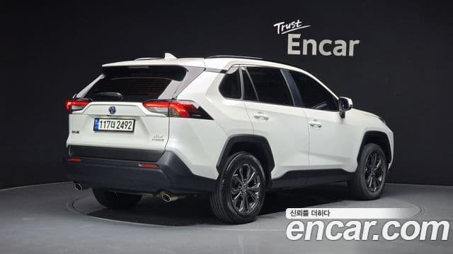 RAV4 2.5 2WD Hybrid
