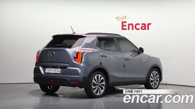 Very New Tivoli Benzină 1.5 2WD