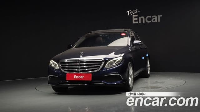 Clasa E E300 4MATIC Exclusive