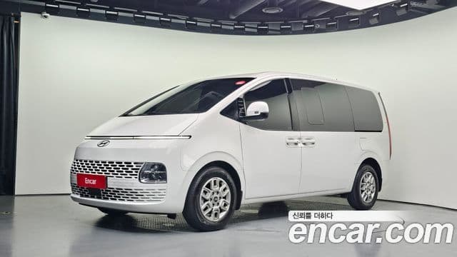 Staria L3.5 Cargo 5 locuri