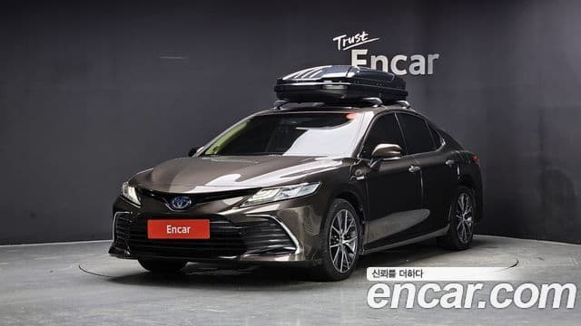 2.5 XLE Hybrid