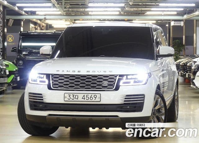 Range Rover 4.4 SDV8 AB LWB Motorină