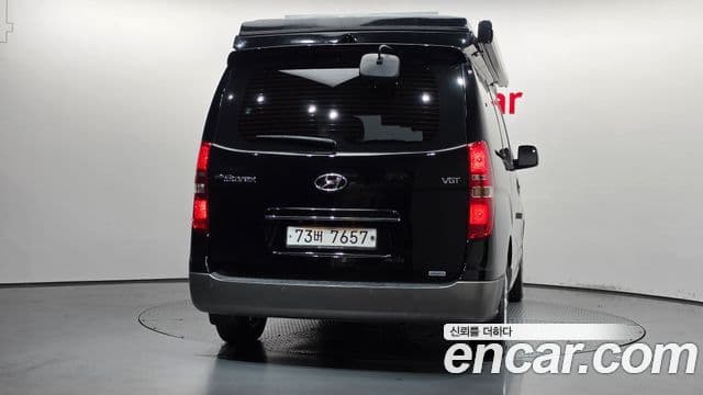 Grand Starex 4WD Camper