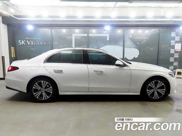 Clasa E E200 Avantgarde