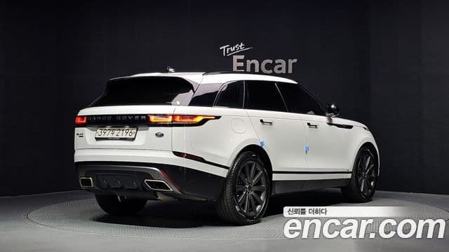 Range Rover Velar 3.0 D300 R-Dynamic HSE