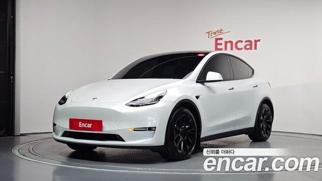 Y Long Range AWD