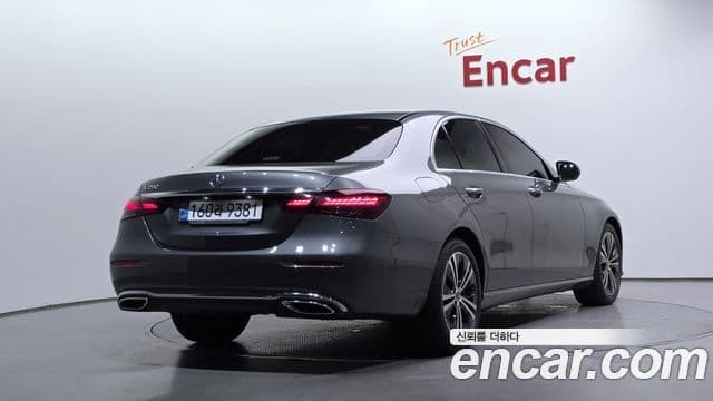 Clasa E E250 Avantgarde