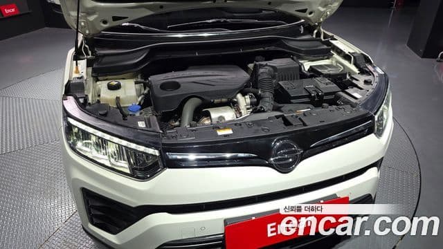 Very New Tivoli Benzină 1.5 2WD