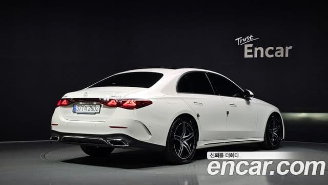 Clasa E E300 4MATIC AMG Line